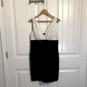 Valerie Bertinelli deep V two tone (black/white) eyelet dress Size 14